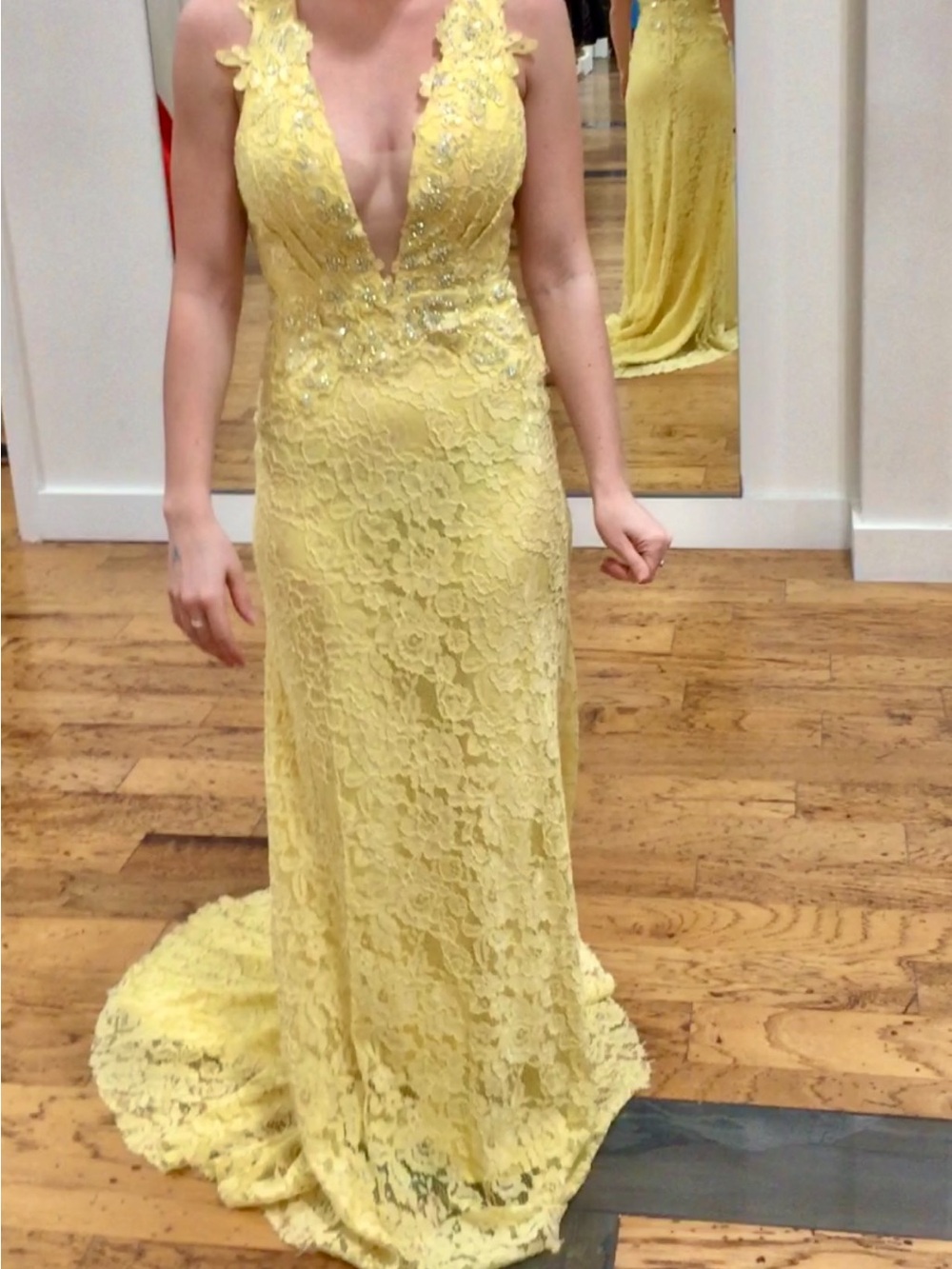 Nina Ricci Yellow Lace Plunge Evening Gown